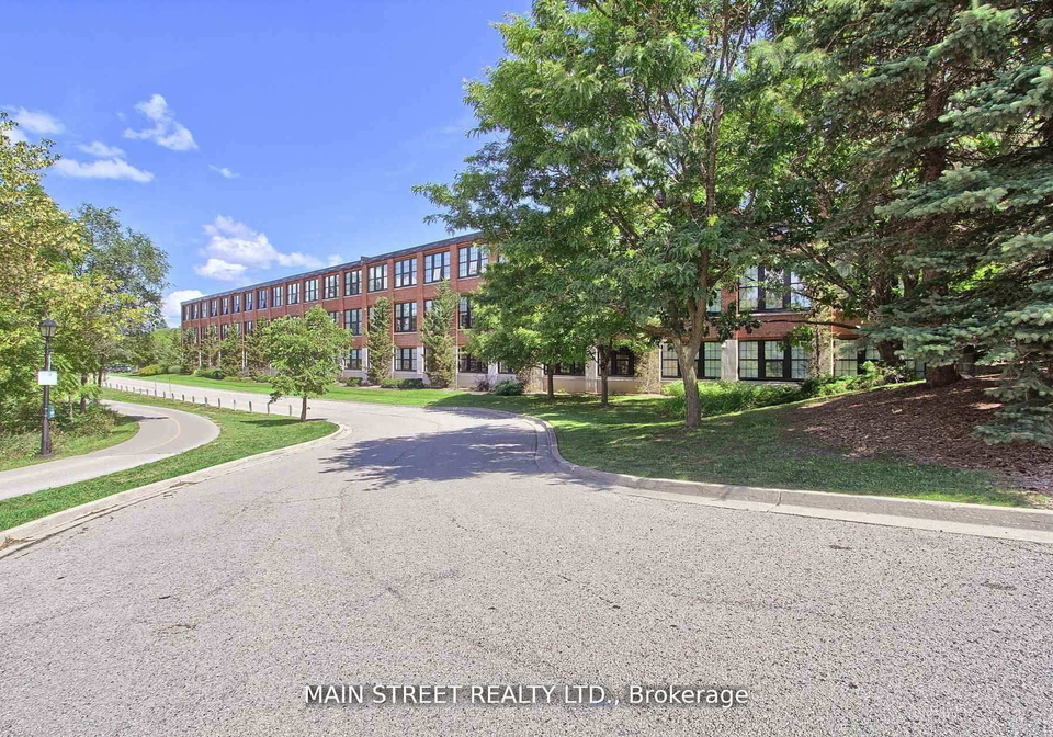 543-timothy-street-newmarket-ontario-n12786088