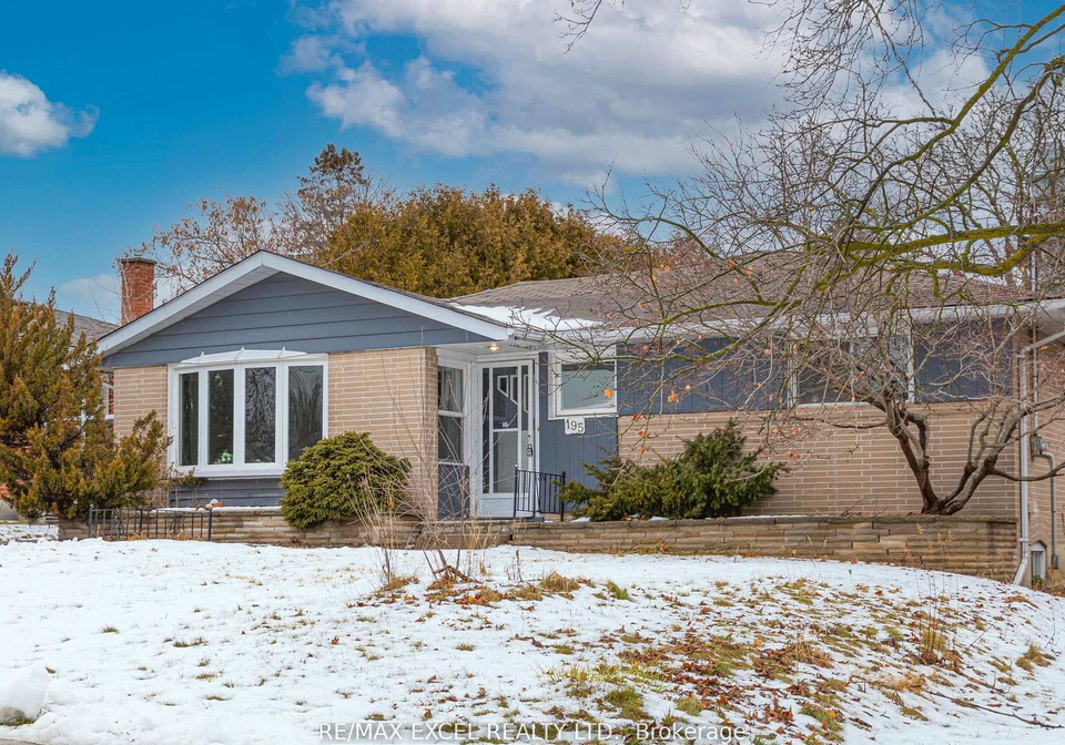 195-parkview-crescent-newmarket-ontario-n12786258