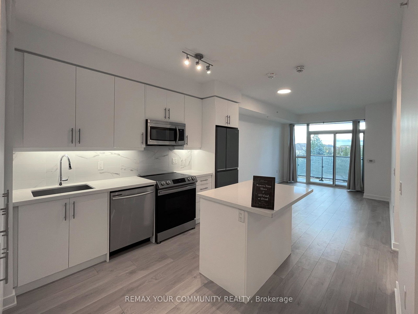 75-oneida-crescent-richmond-hill-ontario-n12786702