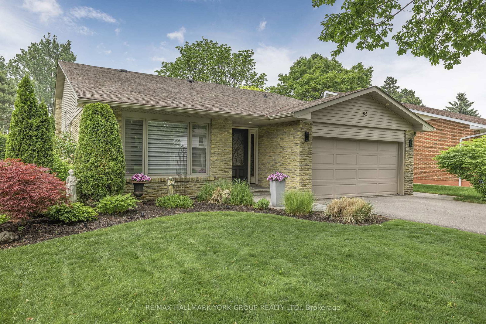 82-fairway-drive-aurora-ontario-n12788184