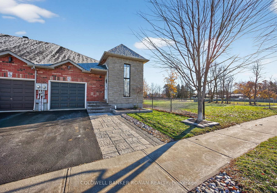57-cowan-avenue-new-tecumseth-ontario-n12788260
