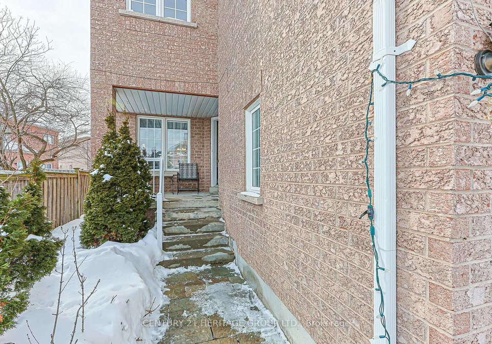 30-mirando-street-richmond-hill-ontario-n12788972