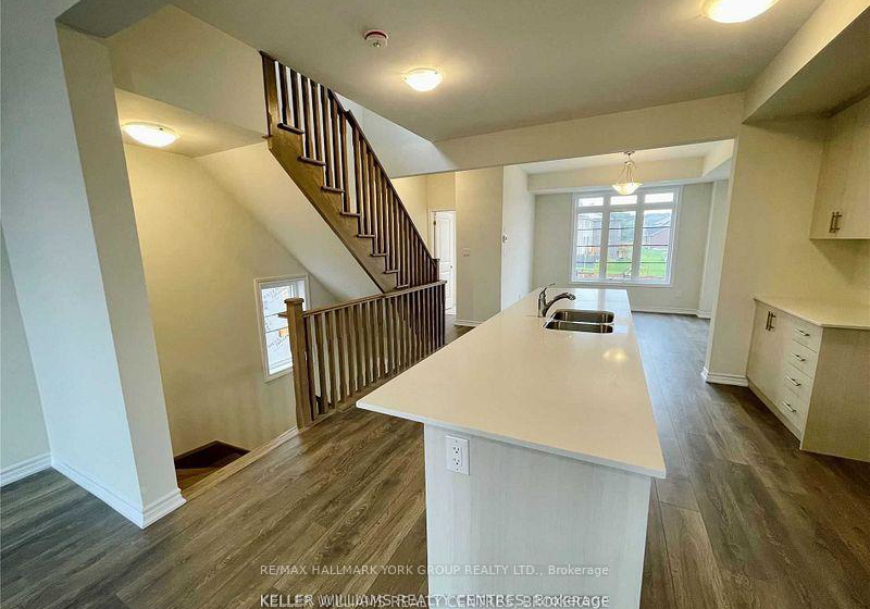 586-murrell-boulevard-east-gwillimbury-ontario-n12789222