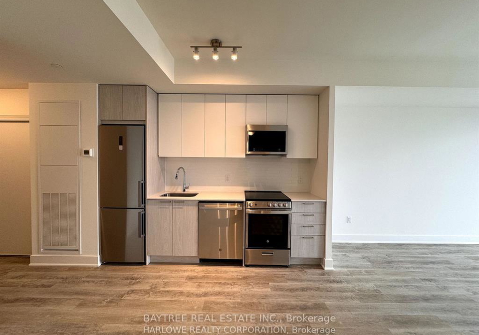 185-deerfield-road-newmarket-ontario-n12789490