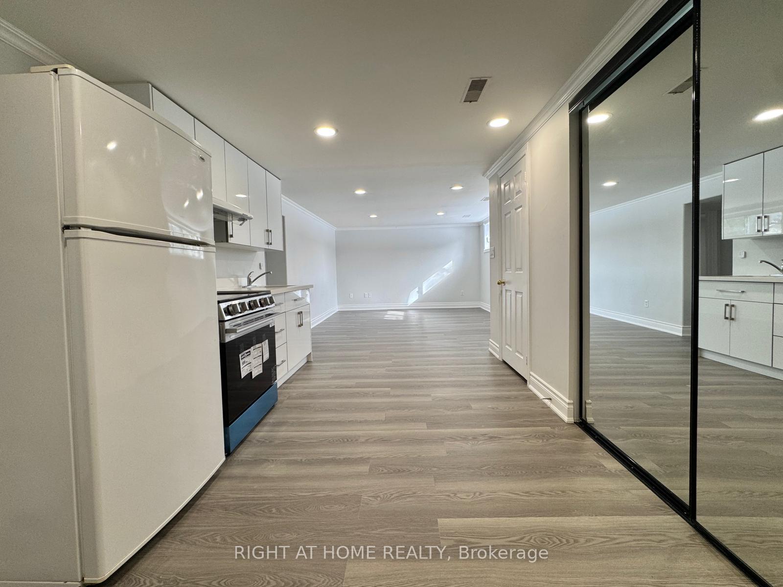413-fernleigh-circle-s-richmond-hill-ontario-n12789734