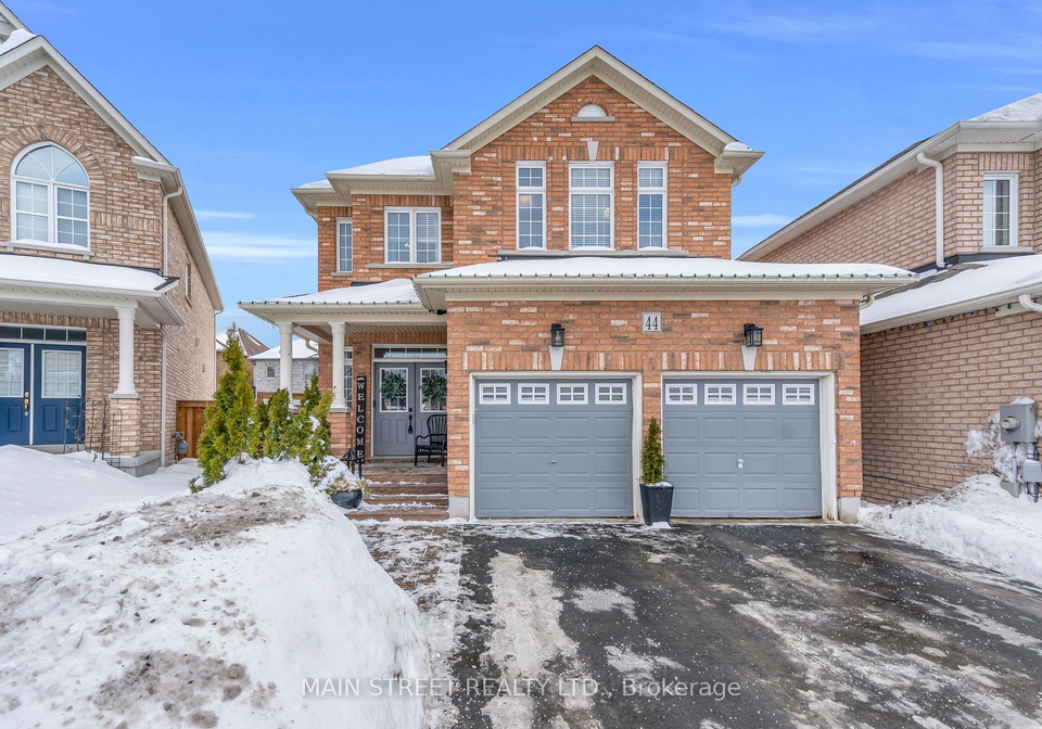 44-herefordshire-crescent-newmarket-ontario-n12791346