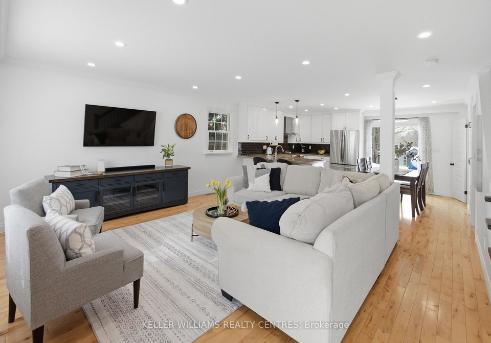 469-dixon-boulevard-newmarket-ontario-n12792132