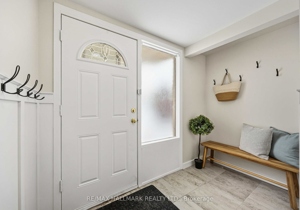 5-poplar-crescent-w-aurora-ontario-n12792408