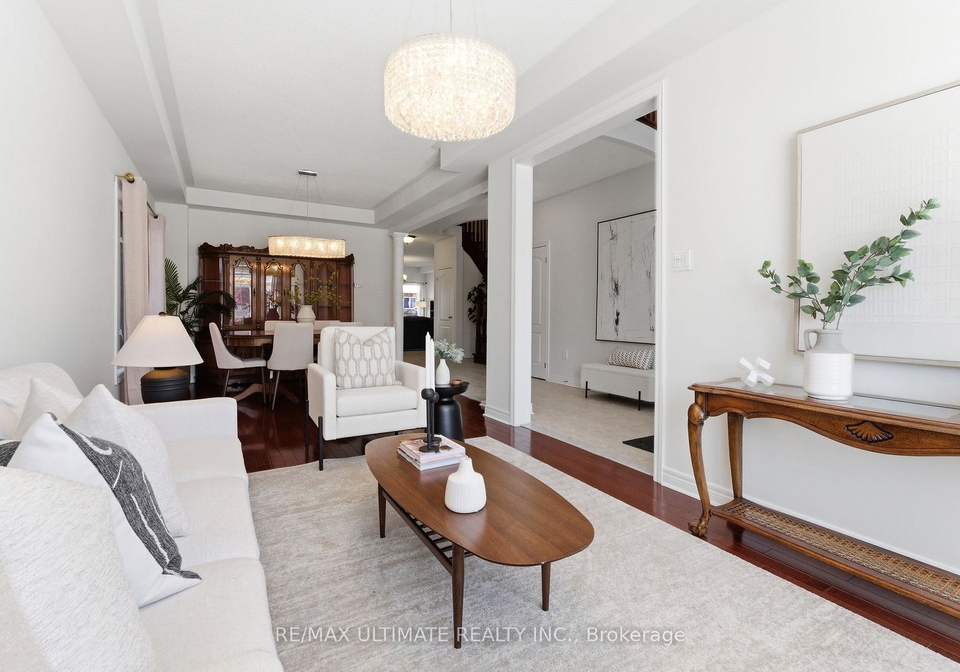 417-kwapis-boulevard-newmarket-ontario-n12793208