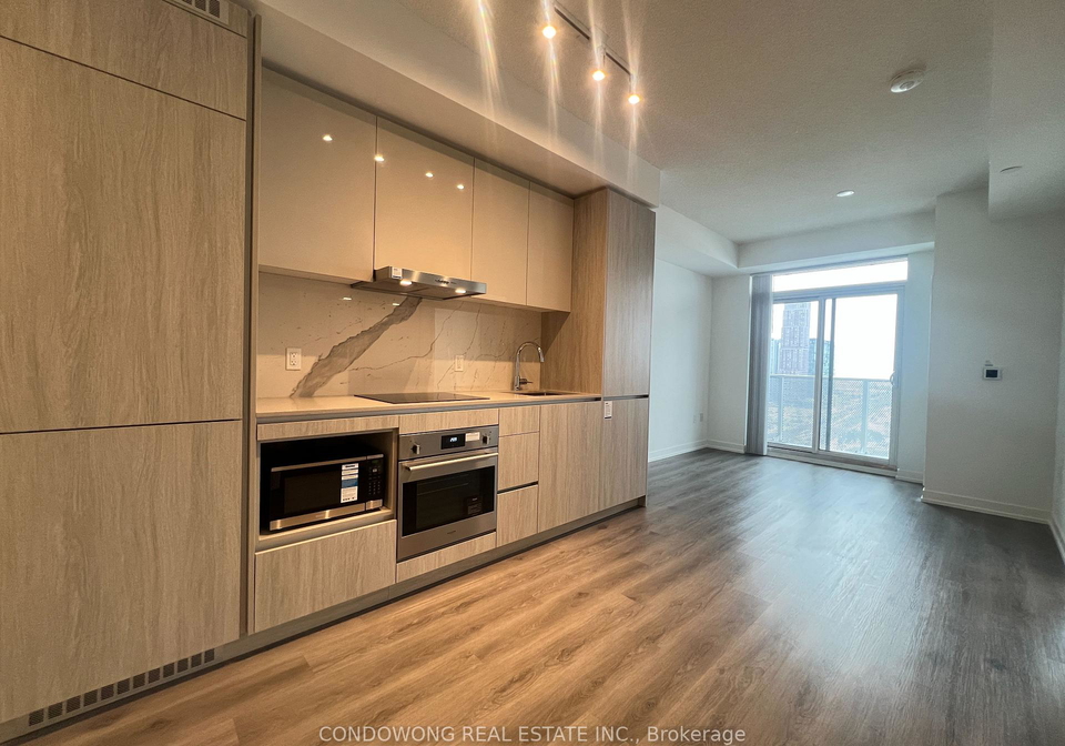 28-interchange-way-vaughan-ontario-n12794394