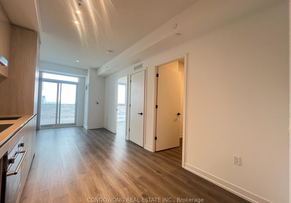 28-interchange-way-vaughan-ontario-n12794394