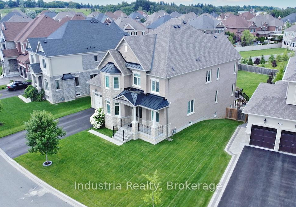 77-chuck-ormsby-crescent-king-ontario-n12794470
