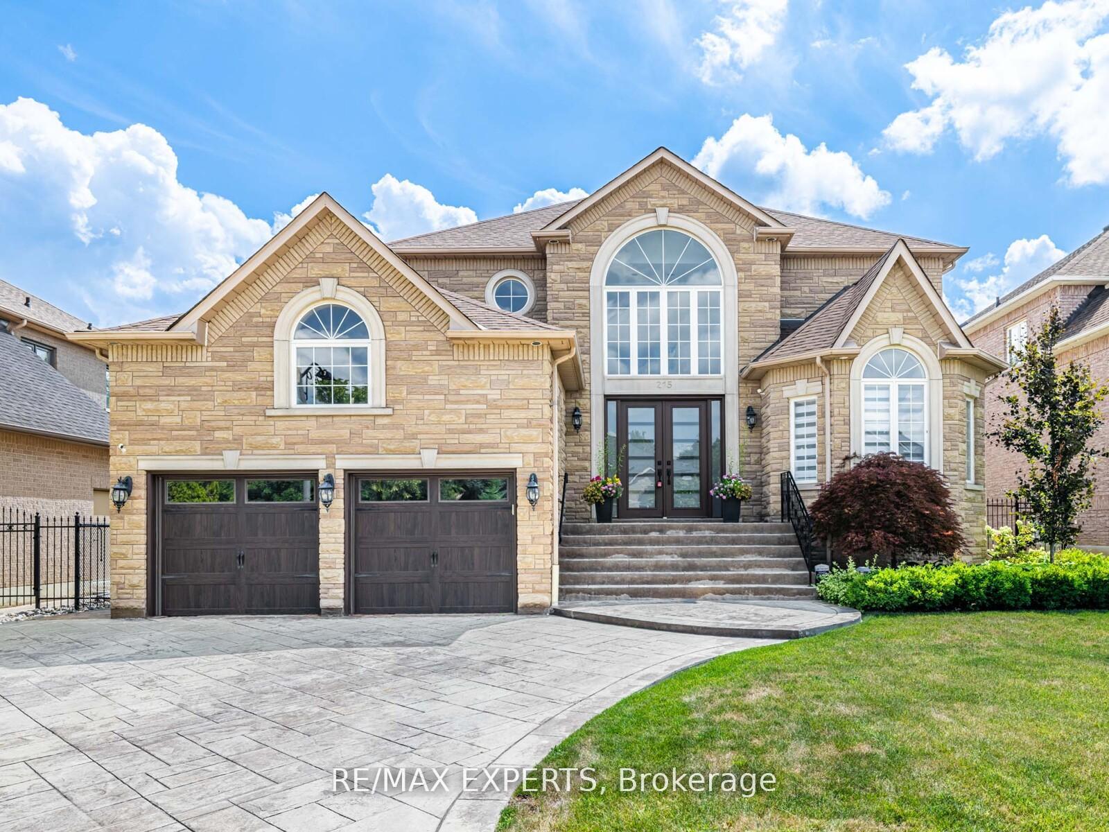 215-thomson-creek-boulevard-vaughan-ontario-n12794730