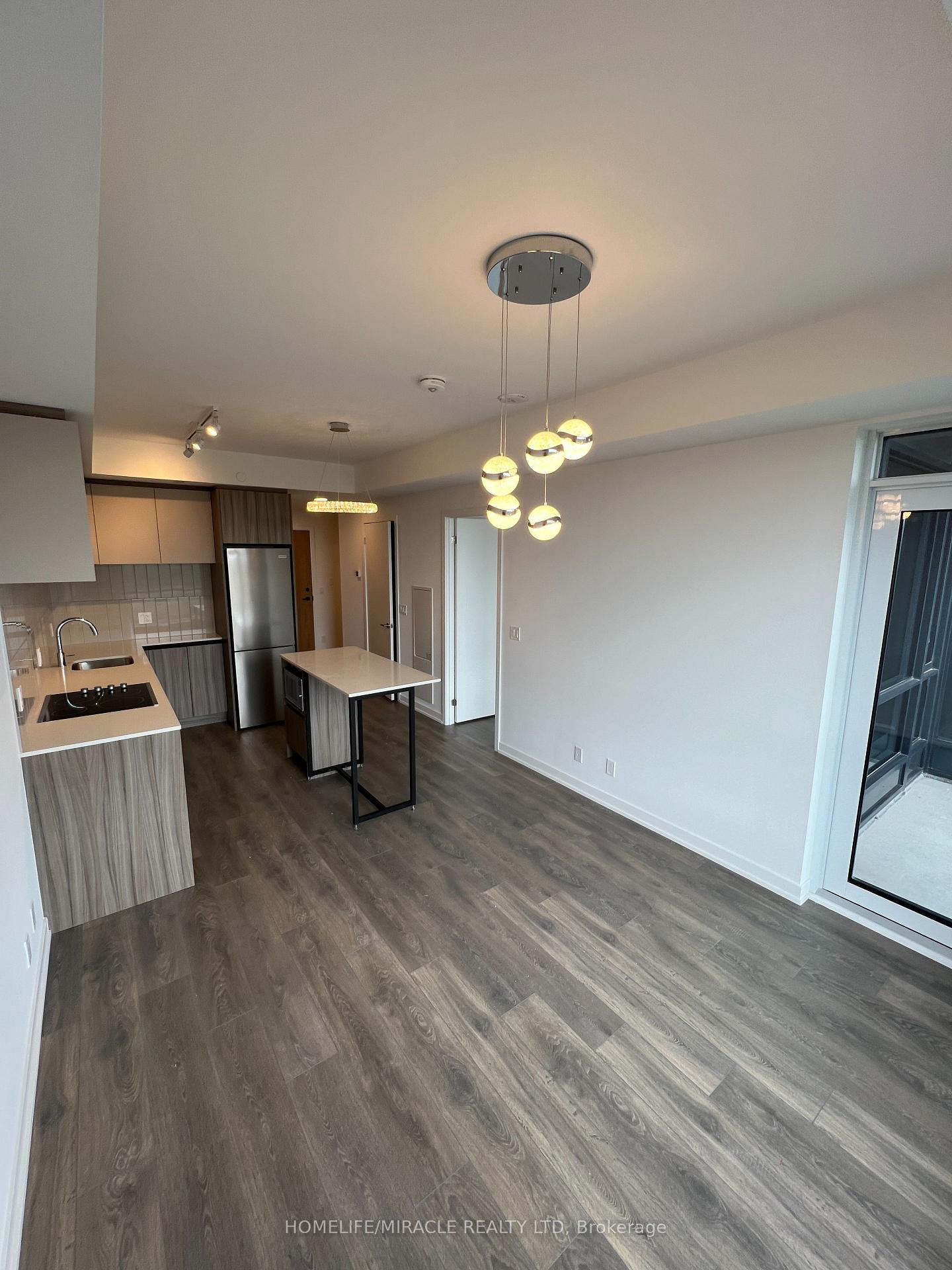 7950-bathurst-street-vaughan-ontario-n12795626