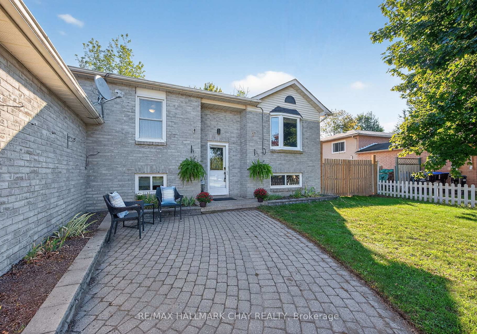 37-mccarthy-crescent-essa-ontario-n12795852