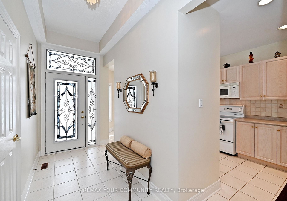 48-lees-gallery-whitchurch-stouffville-ontario-n12797558