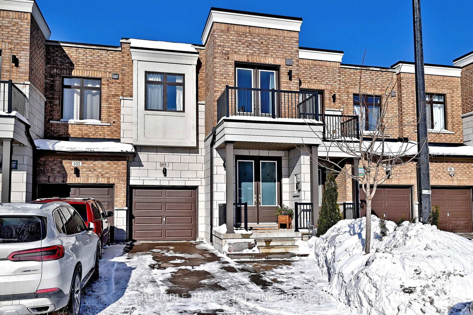 98-elyse-court-aurora-ontario-n12800438