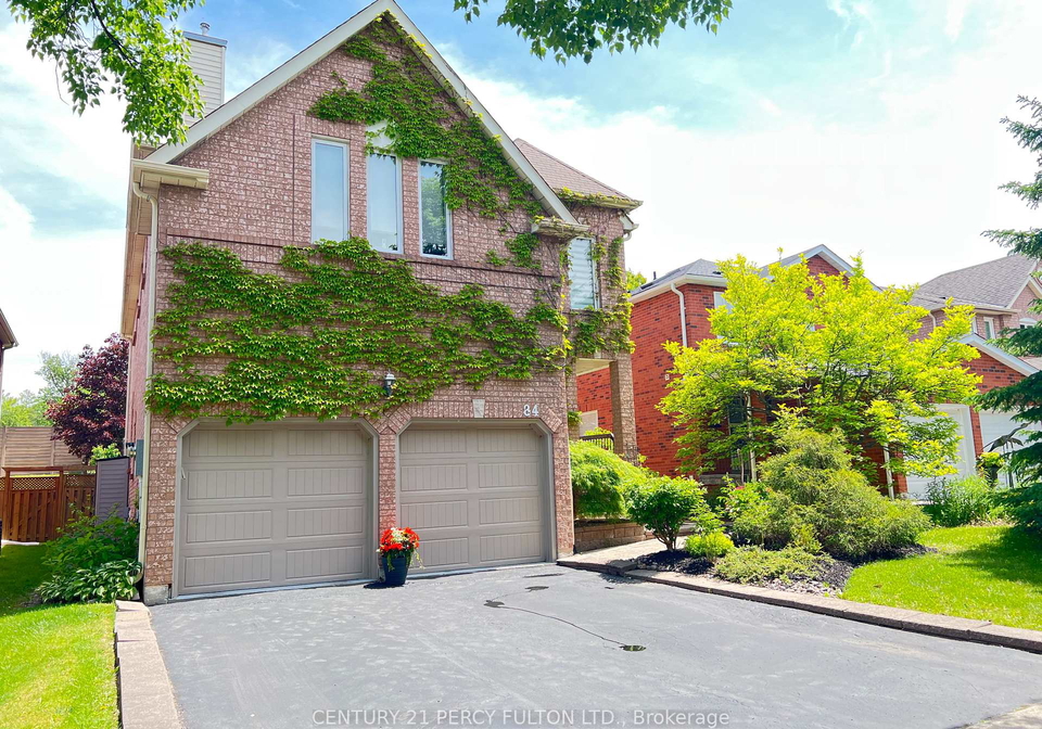 84-loraview-lane-aurora-ontario-n12800612