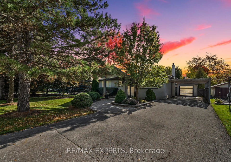 9-faris-avenue-king-ontario-n12805228