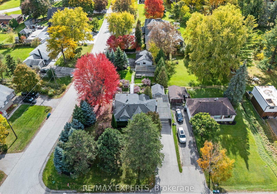 9-faris-avenue-king-ontario-n12805228