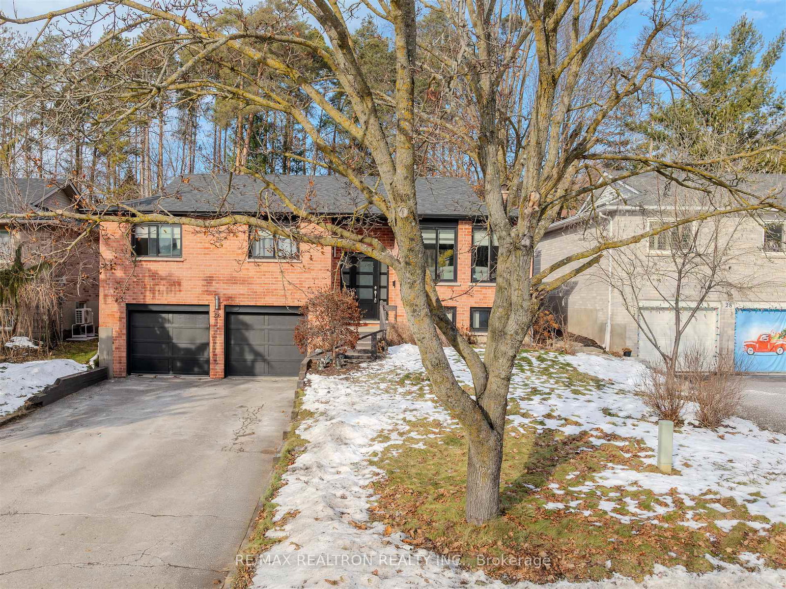 26-beckett-avenue-east-gwillimbury-ontario-n12805838