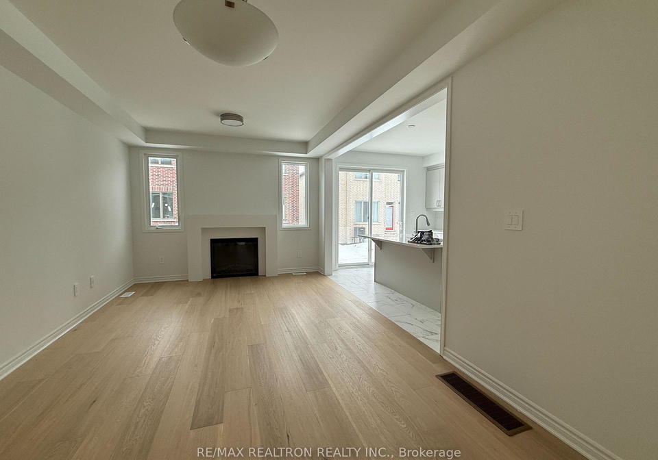 21-moss-drive-markham-ontario-n12807460