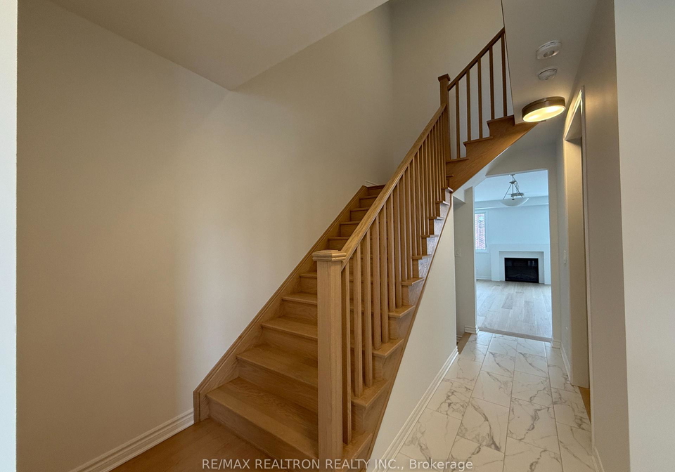21-moss-drive-markham-ontario-n12807460