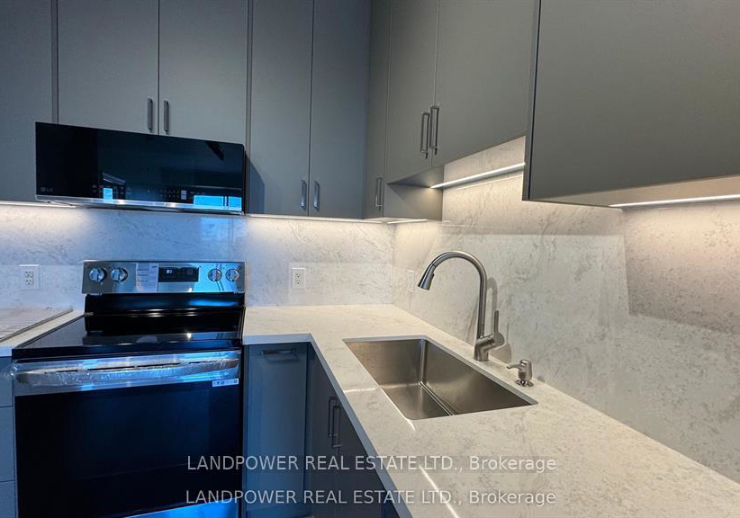 325-south-park-road-markham-ontario-n12808310