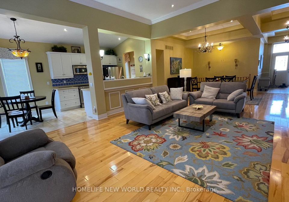 15-faldos-flight-whitchurch-stouffville-ontario-n12809278