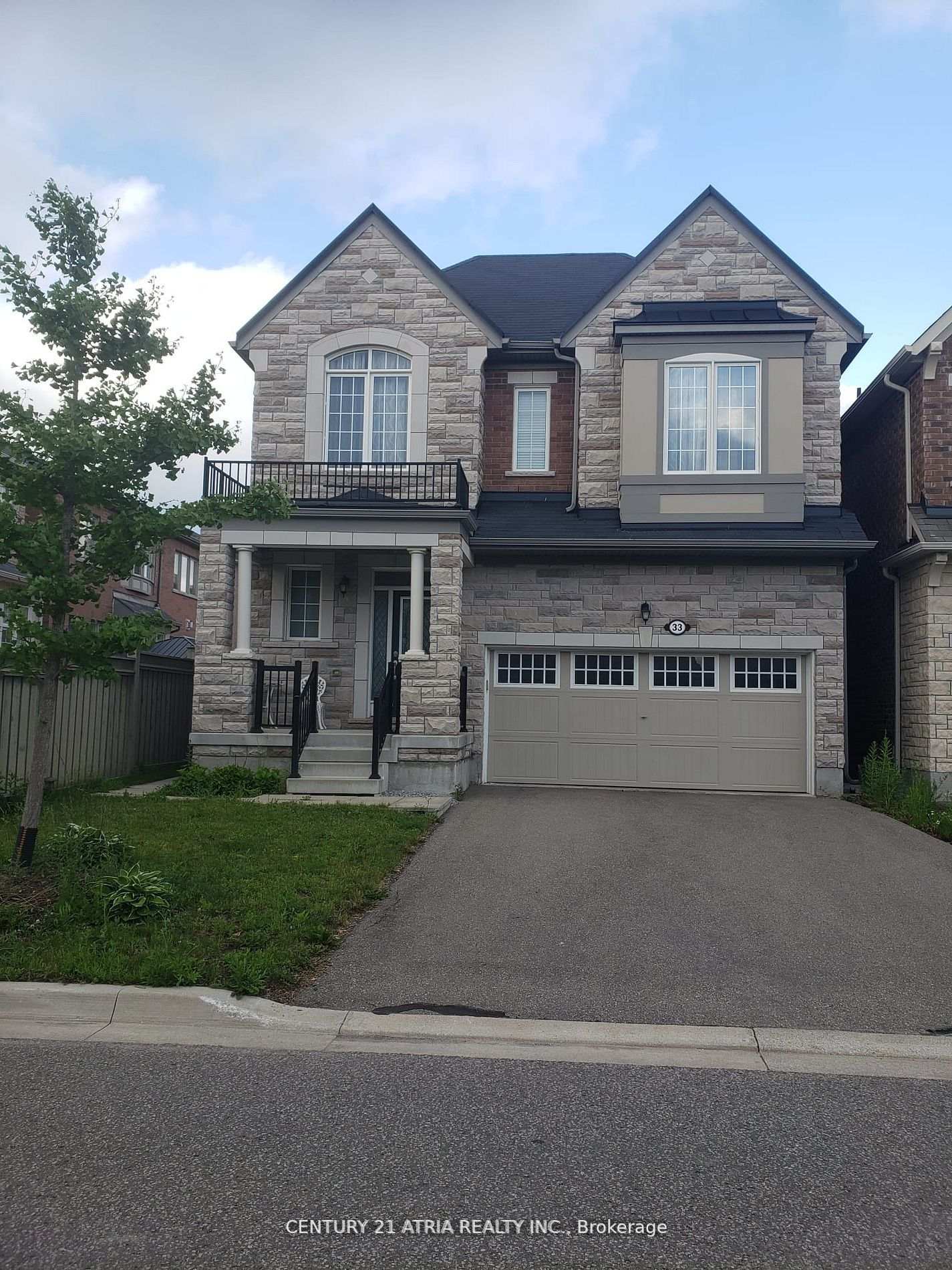 33-major-crescent-aurora-ontario-n12809296