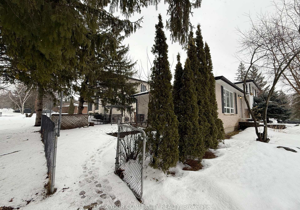 165-carlson-drive-newmarket-ontario-n12809412
