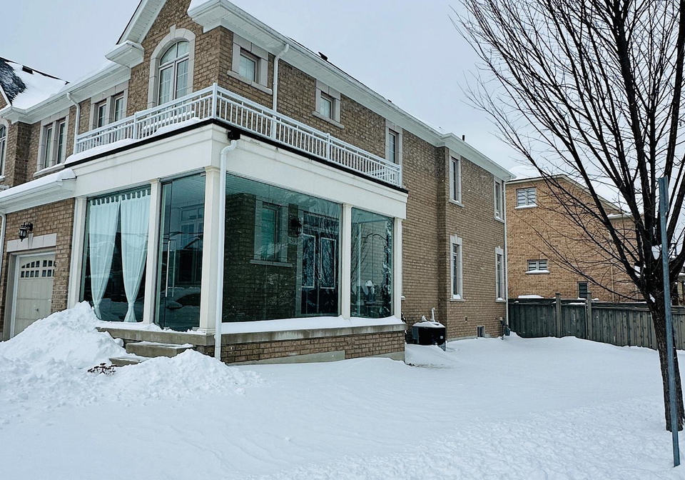59-radial-drive-aurora-ontario-n12809848