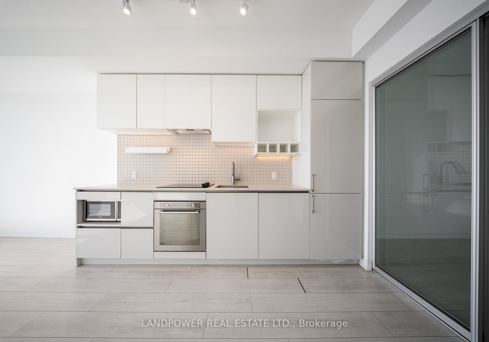 5-buttermill-avenue-vaughan-ontario-n12810102