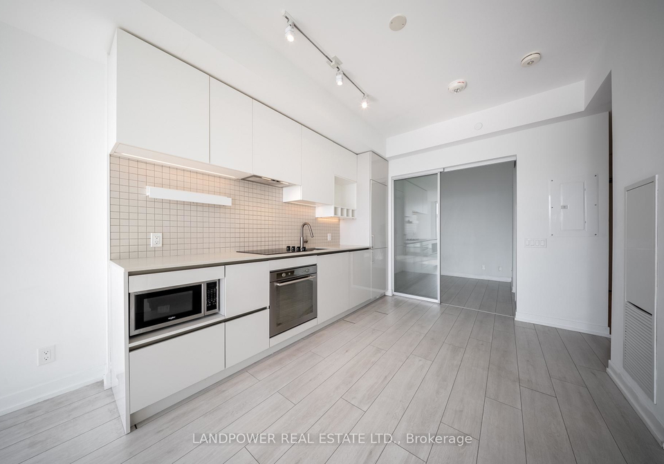 5-buttermill-avenue-vaughan-ontario-n12810102