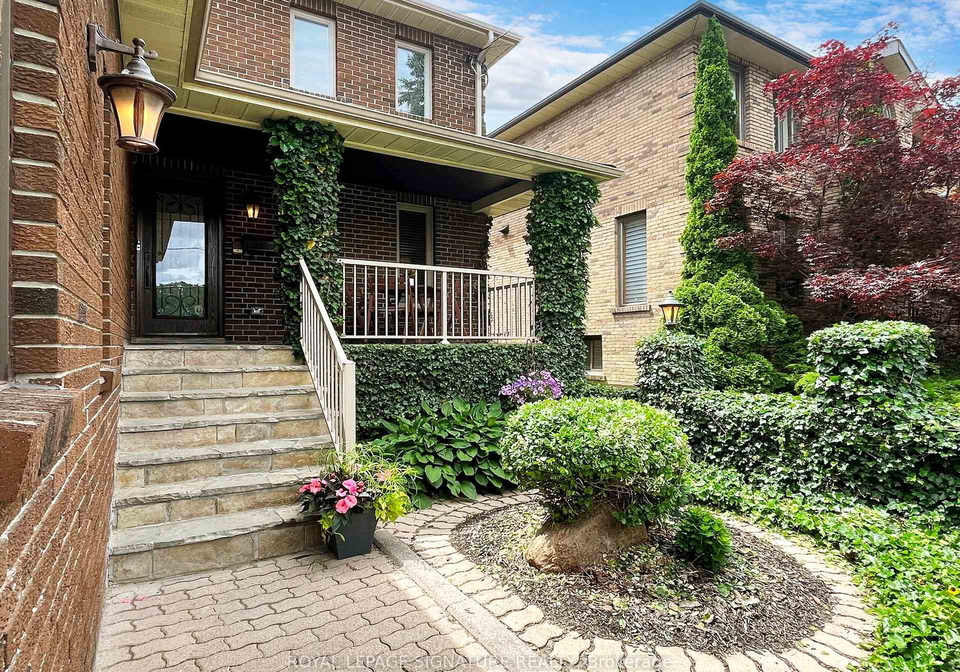 81-garden-avenue-richmond-hill-ontario-n12810890