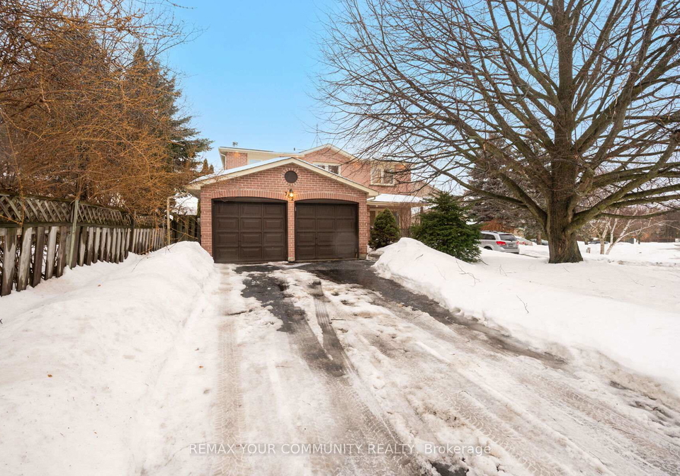 382-vanden-bergh-boulevard-newmarket-ontario-n12810908