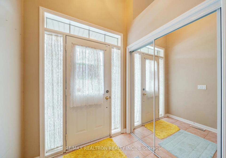 100-elgin-mills-road-w-richmond-hill-ontario-n12811028