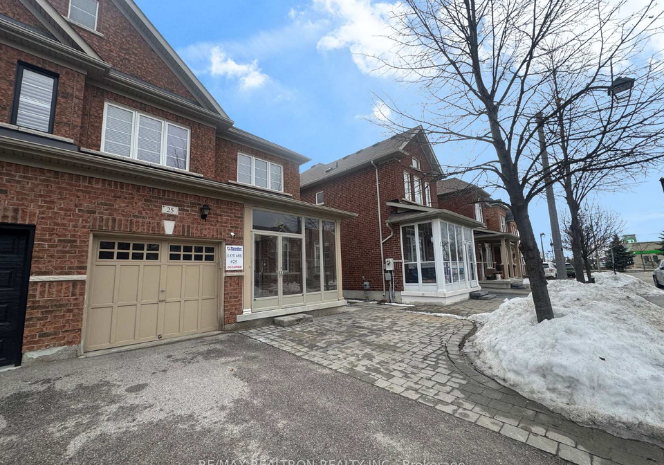25-fitzroy-avenue-markham-ontario-n12811102