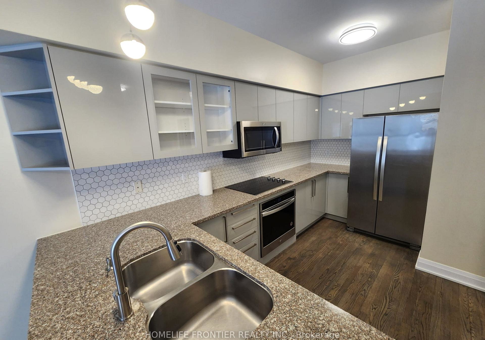 23-observatory-lane-richmond-hill-ontario-n12811146