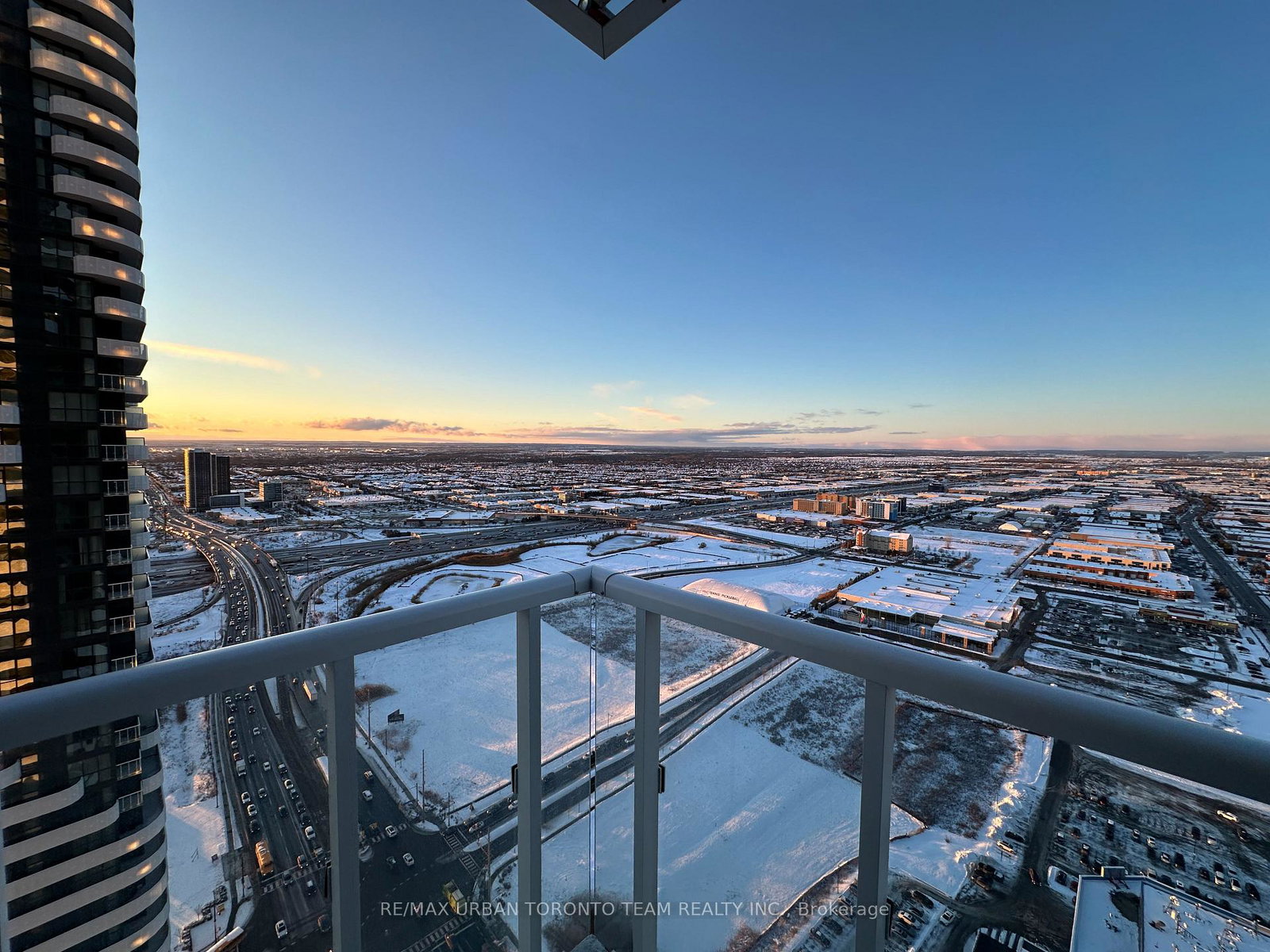 8-interchange-way-vaughan-ontario-n12811896