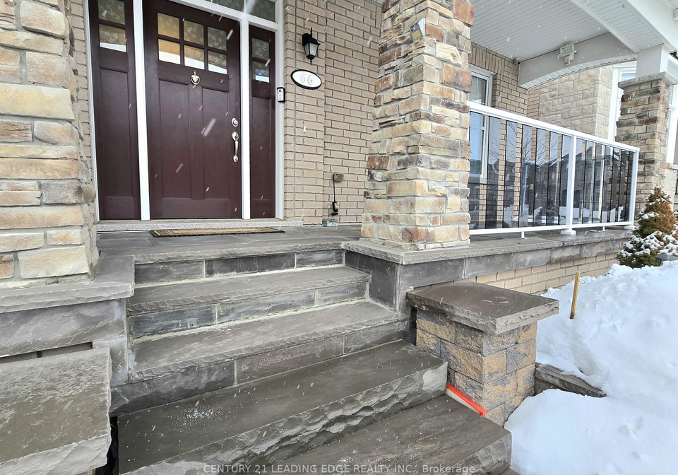 66-degraaf-crescent-aurora-ontario-n12812080