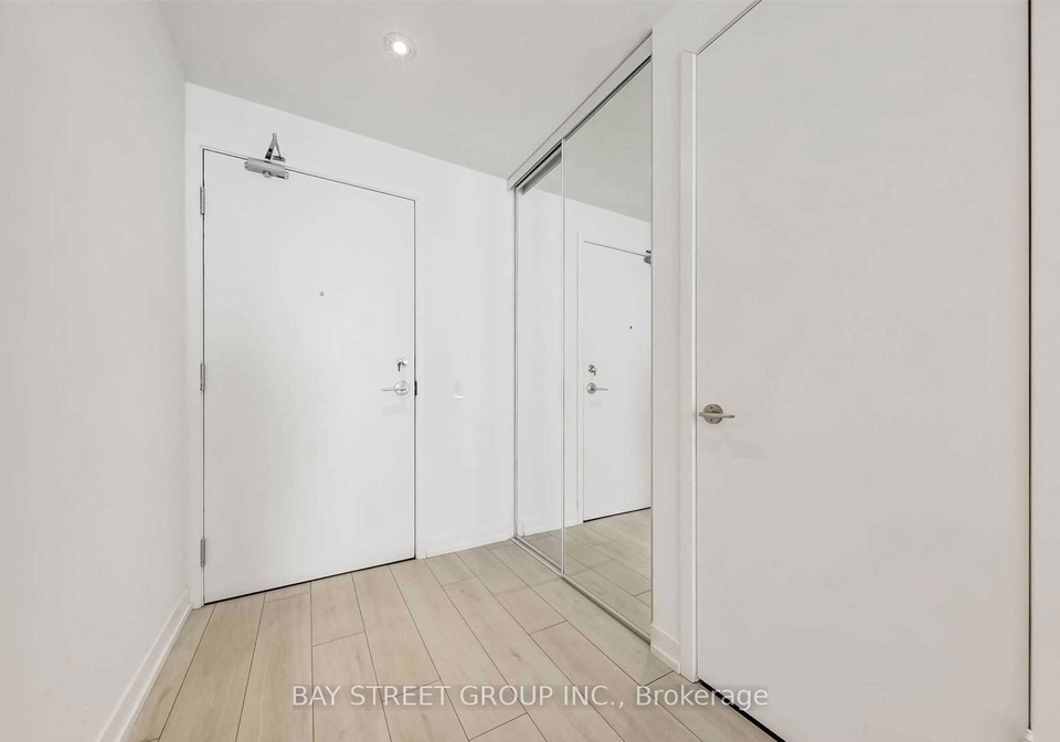 5-buttermill-avenue-vaughan-ontario-n12812256