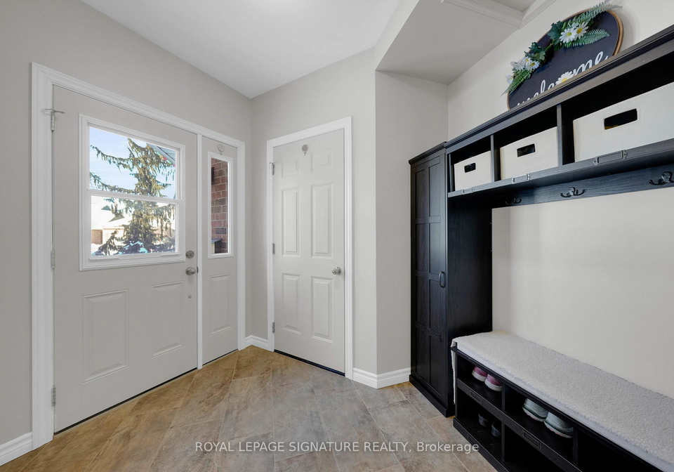 186-crossland-gate-newmarket-ontario-n12812332