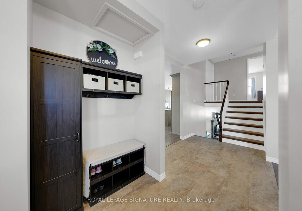 186-crossland-gate-newmarket-ontario-n12812332