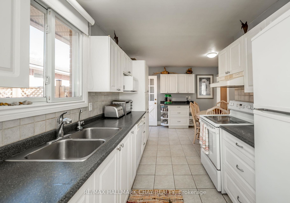 28-brown-street-new-tecumseth-ontario-n12812808