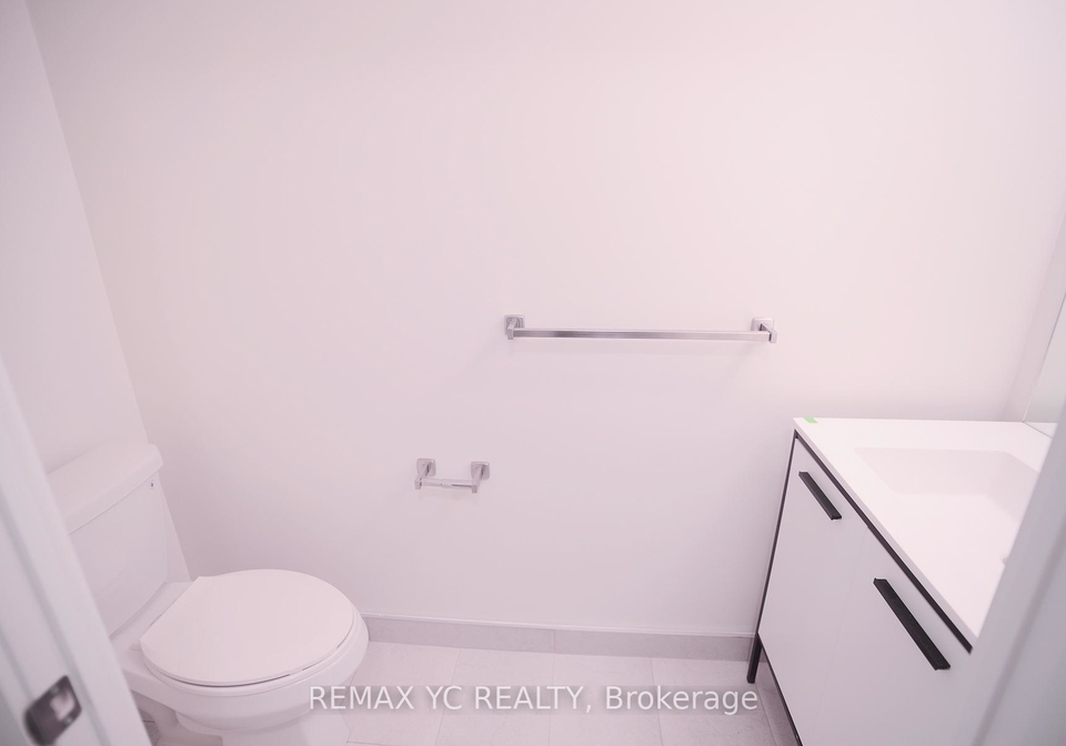 185-deerfield-road-newmarket-ontario-n12813140