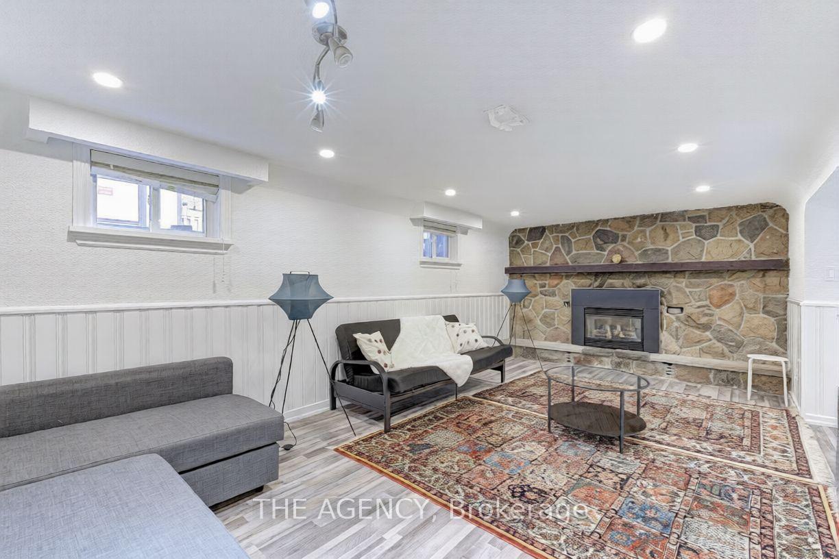 82-harrison-drive-newmarket-ontario-n12813614