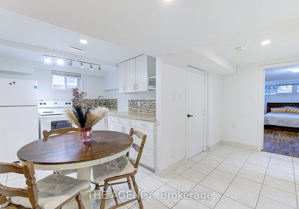 82-harrison-drive-newmarket-ontario-n12813614