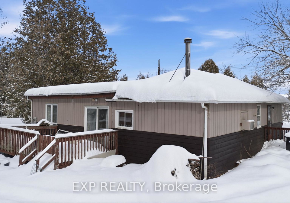 8511-small-lane-adjala-tosorontio-ontario-n12814270