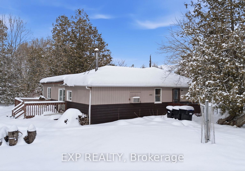 8511-small-lane-adjala-tosorontio-ontario-n12814270